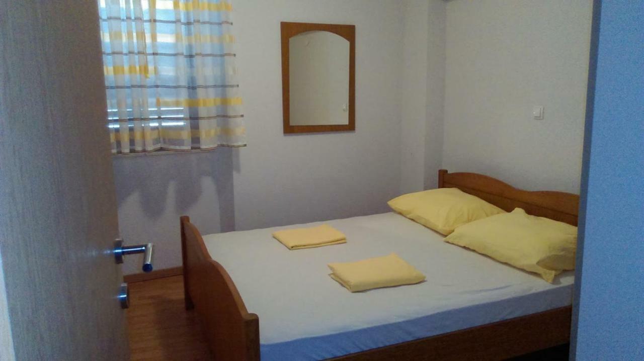Boro Apartment Каштела Экстерьер фото